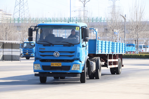 學(xué)大車 學(xué)大車